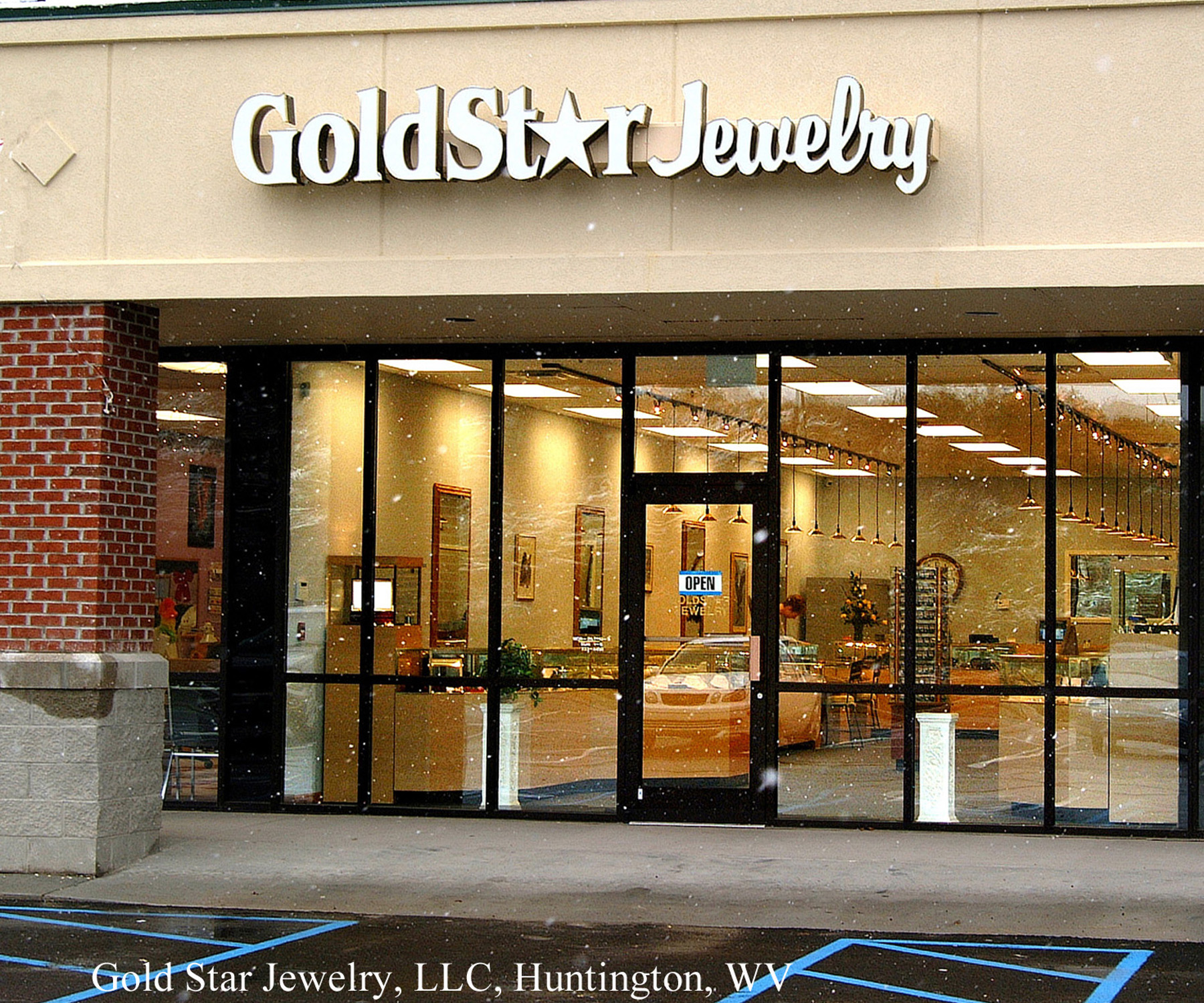 Tecno Display Store Design