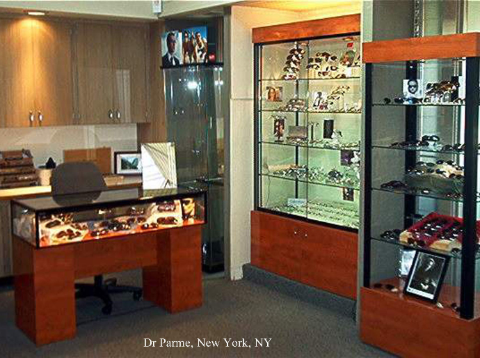 Tecno Display Store Design